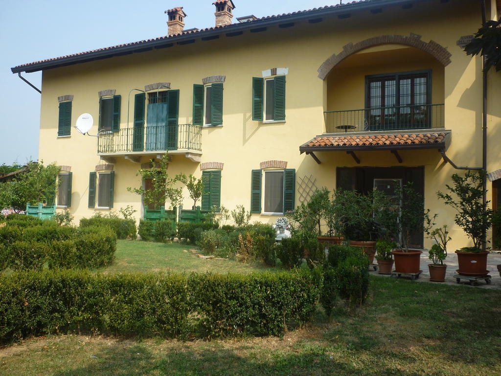 Art Peace And Food Hotel Villanova d'Asti Luaran gambar